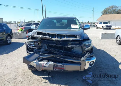 2018 Toyota Tundra 1794 5.7L V8 z USA, uszkodzony, nr VIN 5TFAW5F10JX756193